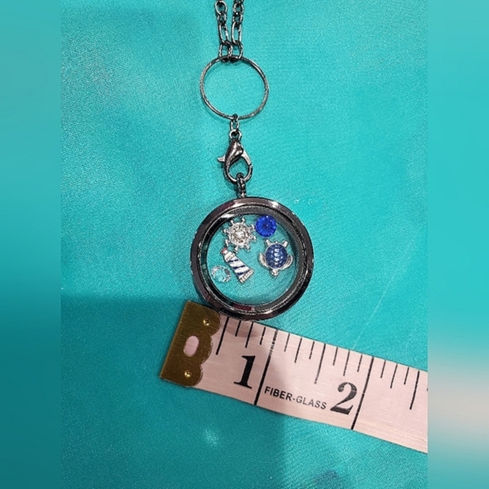 NIB Nautical Floating Charm Locket Necklace‎ In Gunmetal - Picture 5 of 6